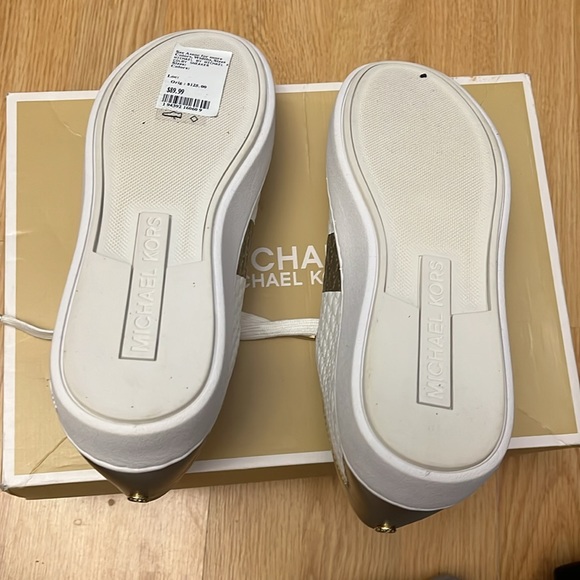 Michael Kors Colby Sneaker EMB Leather/Painted Stripe - Picture 2 of 3